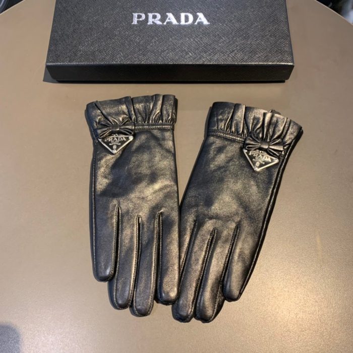 Prada 黑色纳帕皮手套