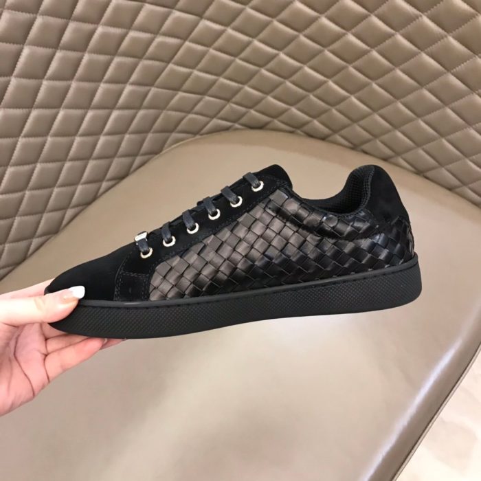 Bottega Veneta 男士运动鞋黑色 85024