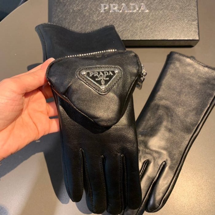 Prada 黑色纳帕皮手套