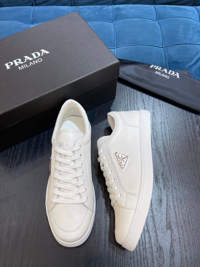 Prada 男士白色拉绒运动鞋 1 英寸/25 毫米 PRD