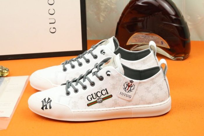 Gucci 男士运动鞋带徽标 Gucci NY 和 IUIUG 男士白色