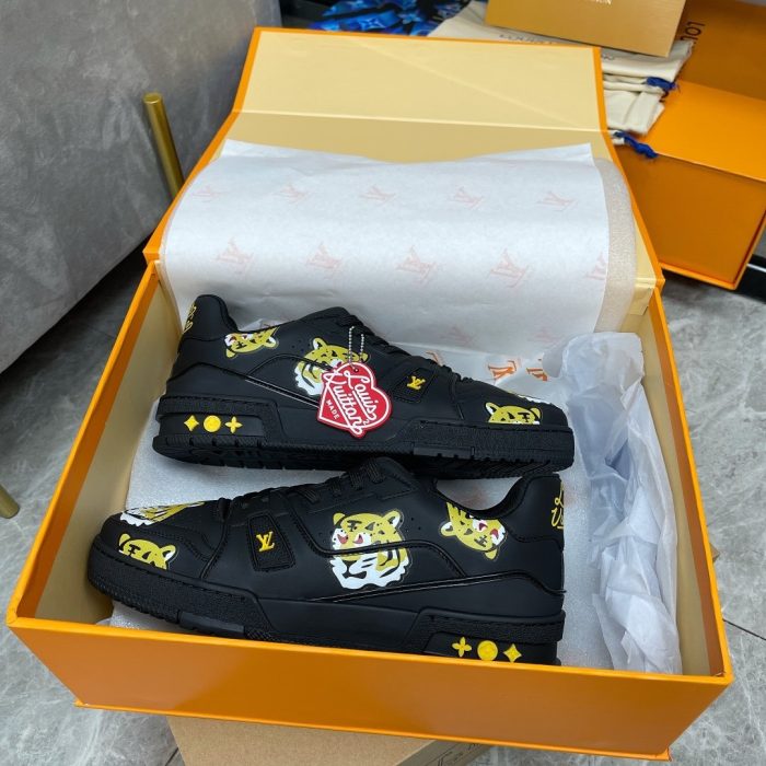 路易威登 男士运动鞋黑色 Nigo/Virgil Abloh LV 1A9JBL