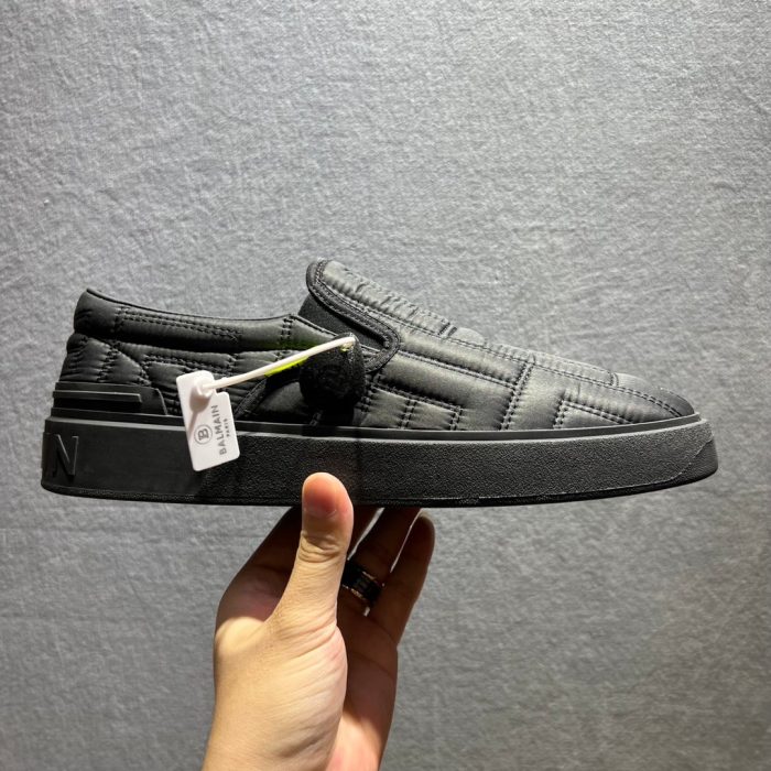 Balenciaga 男士黑色乐福鞋
