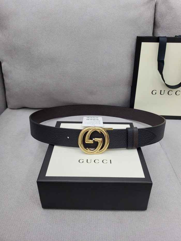 Gucci 女士腰带，带互扣式 G 扣黑色，女士腰带