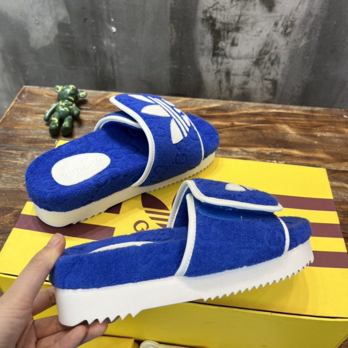 Gucci x Adidas 男士厚底 GG 蓝色凉鞋 702412 UU010 4160