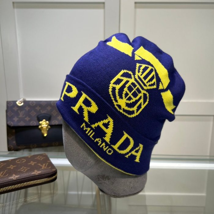 Prada 蓝色无檐小便帽