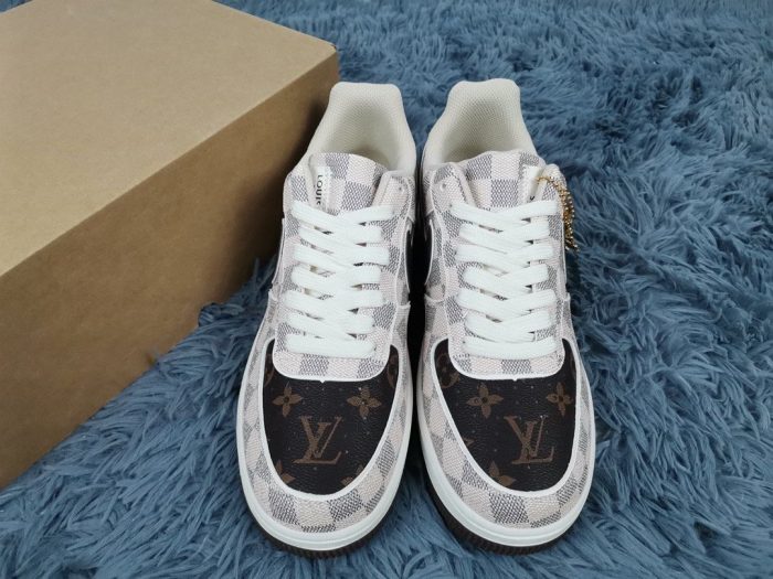 Nike x Louis Vuitton 男士 Air Force 1 米色