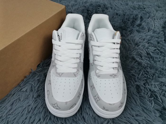 Nike Air Force 1 Low x Louis Vuitton Virgil Abloh 男士“白灰色”