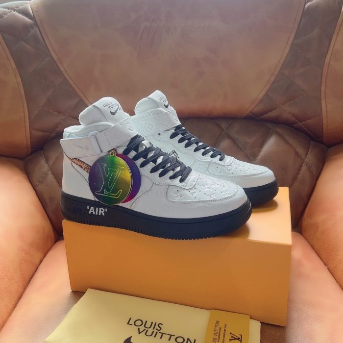 高仿Louis Vuitton 和 Virgil Abloh 设计的 Nike Air Force 1 男式白/黑鞋，男鞋