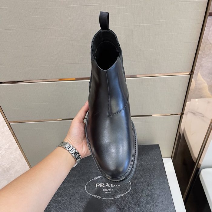 Prada 男士黑色拉丝切尔西靴 1.8 英寸/45 毫米 PRD