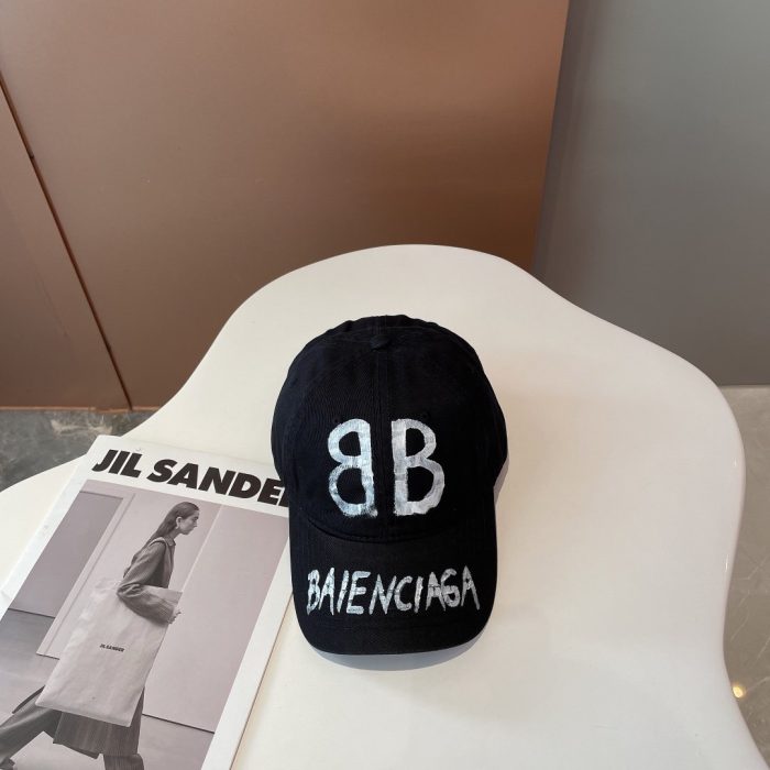 Balenciage BB 喷漆黑色帽子