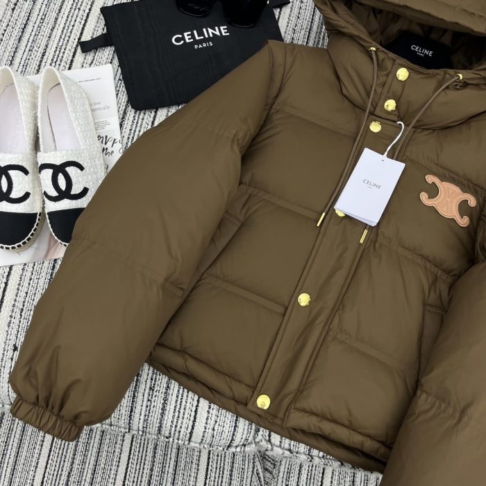 Celine Life Work 女式短款连帽羽绒服 棕色