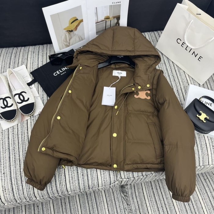 Celine Life Work 女式短款连帽羽绒服 棕色