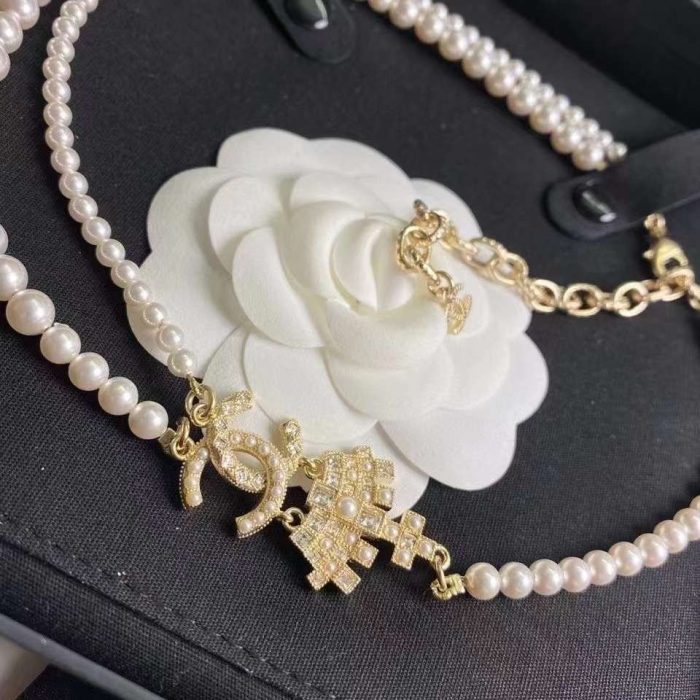 Chanel 双珍珠皇冠项链 白色 女士
