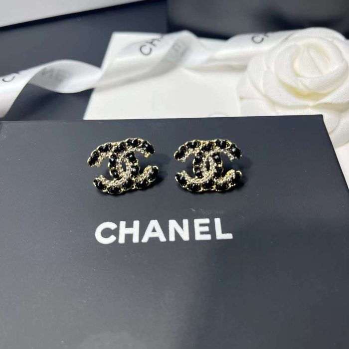 Chanel 女士字母链耳环黑色