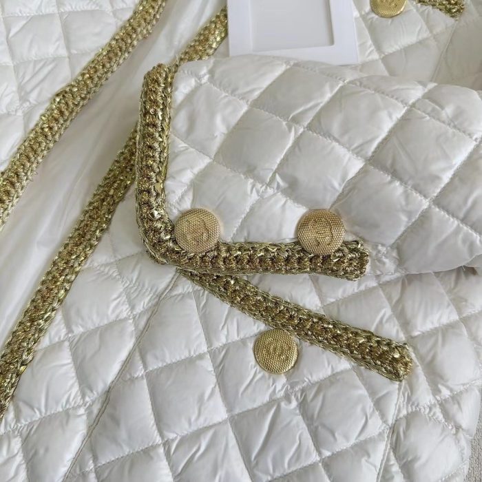 Chanel Love Moschino 女式白色夹克