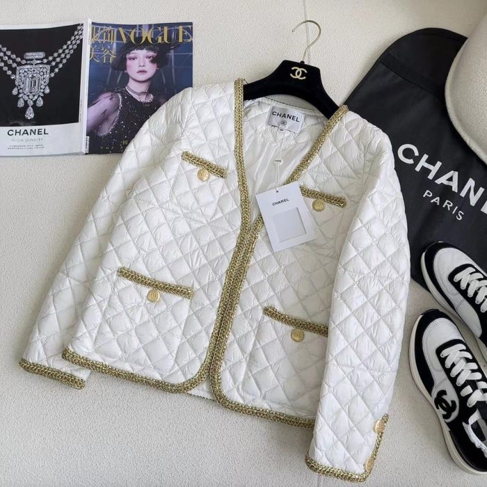 Chanel Love Moschino 女式白色夹克