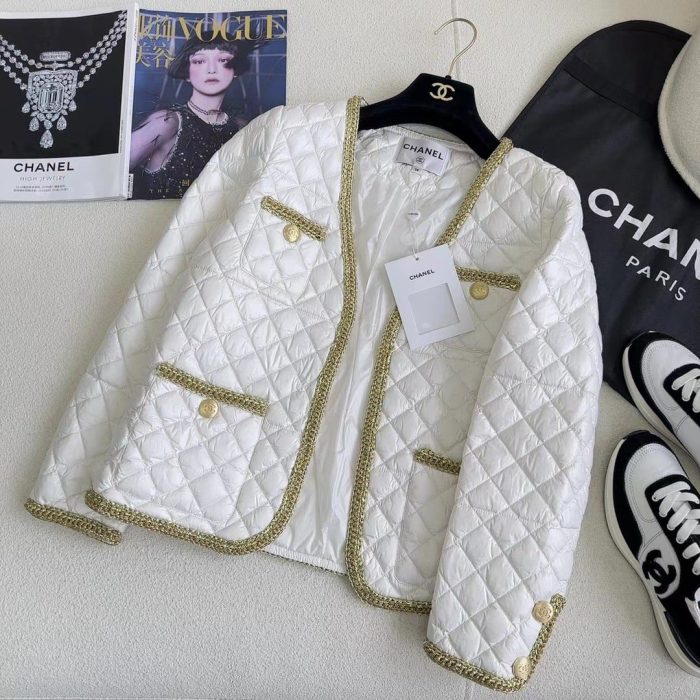 Chanel Love Moschino 女式白色夹克