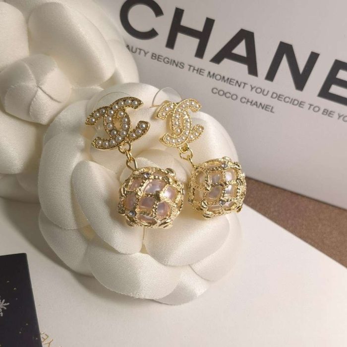 Chanel 女士珍珠编织网眼耳环金色