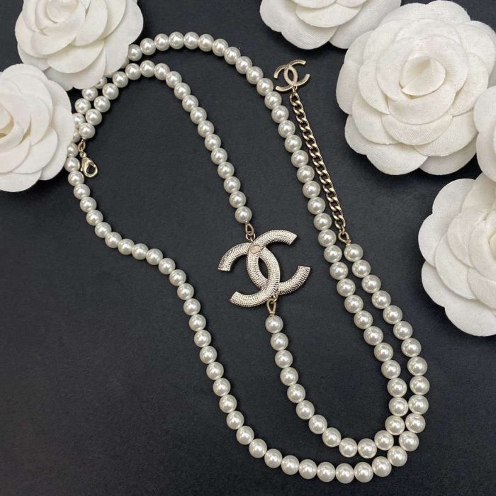 Chanel 珍珠字母链项链 白色 女士