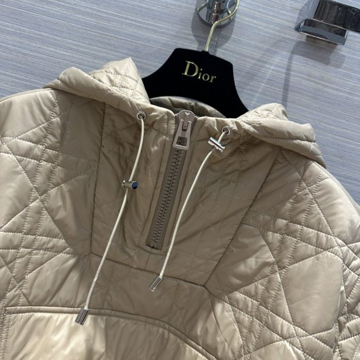 Dior Wide Range 女士连帽 Arygle 夹克米色