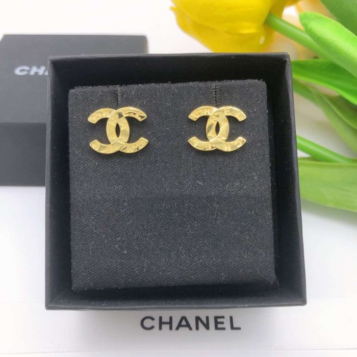 Chanel 女士光面双 C 耳钉金色