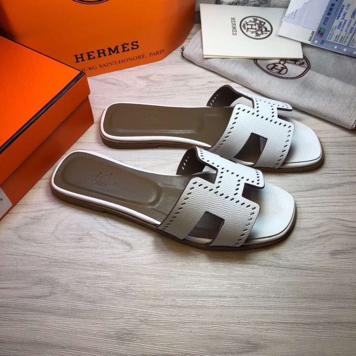 Hermes Oran 女式凉鞋白色