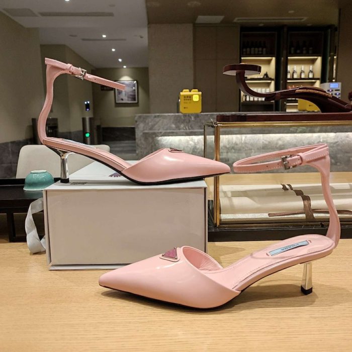 Prada Hilda 女式粉色高跟鞋