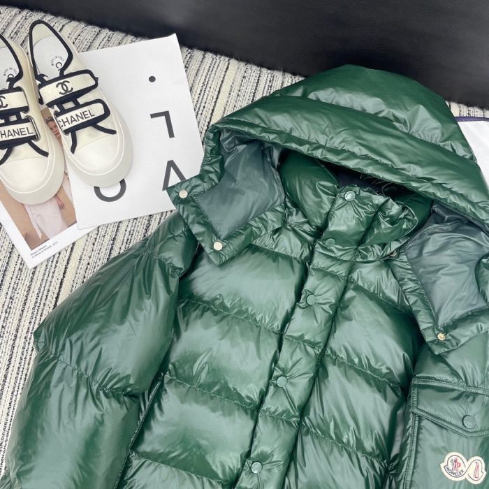 Moncler Maya 女式软壳服装羽绒服 绿色