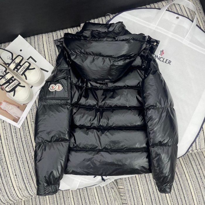 Moncler Maya 女士黑色软壳面料羽绒服