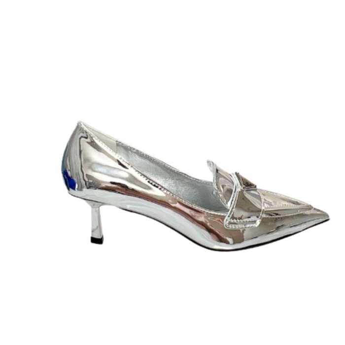 Prada 女式漆皮高跟鞋 银色