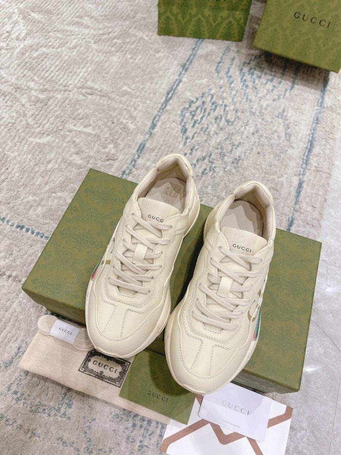 Rhyton Gucci 男士徽标运动鞋白色 500877 DRW00 9522