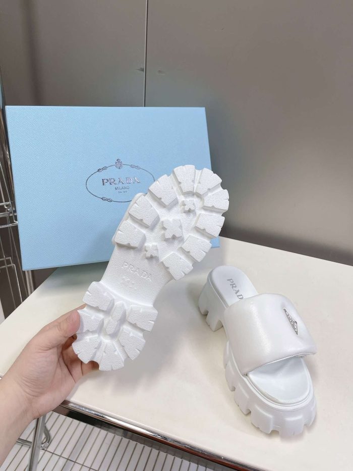 Prada 女式软垫拖鞋白色