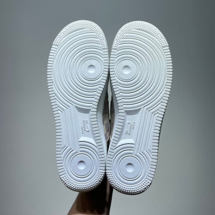 高仿Louis Vuitton 和 Nike Air Force 1 By Virgil Abloh 象牙色男士、男鞋