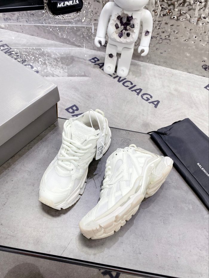 Balenciaga 女士白色跑步运动鞋