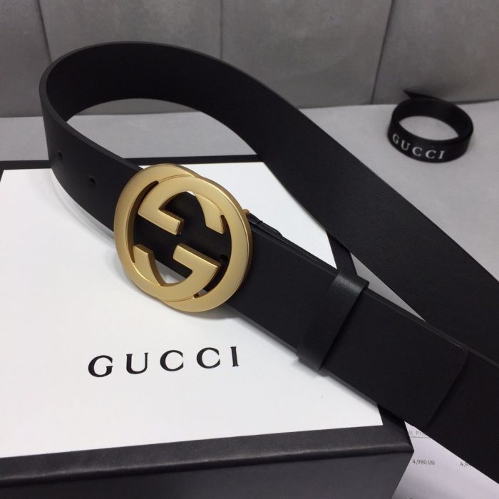 Gucci 女士腰带，带互扣式 G 扣黑色，女士腰带