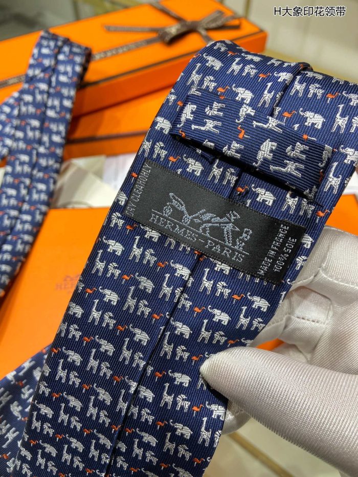爱马仕 (Hermes) 动物图案领带 海洋领带 爱马仕 (Hermes) 男士领带