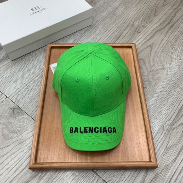 Balenciaga 绿色徽标遮阳帽