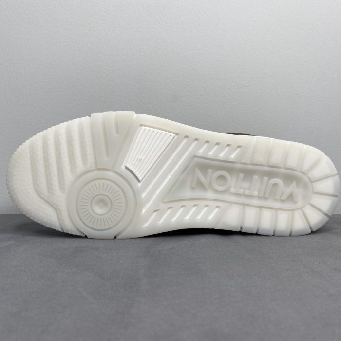 路易威登 男士运动鞋 Monogram Canvas 棕色 Virgil Abloh LV