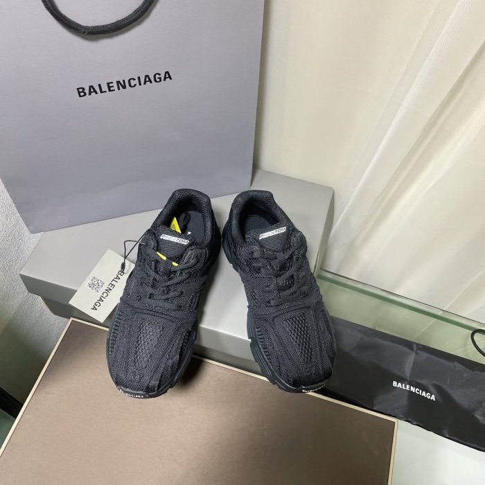 Balenciaga Phantom 女式运动鞋黑色 678869W2E921000