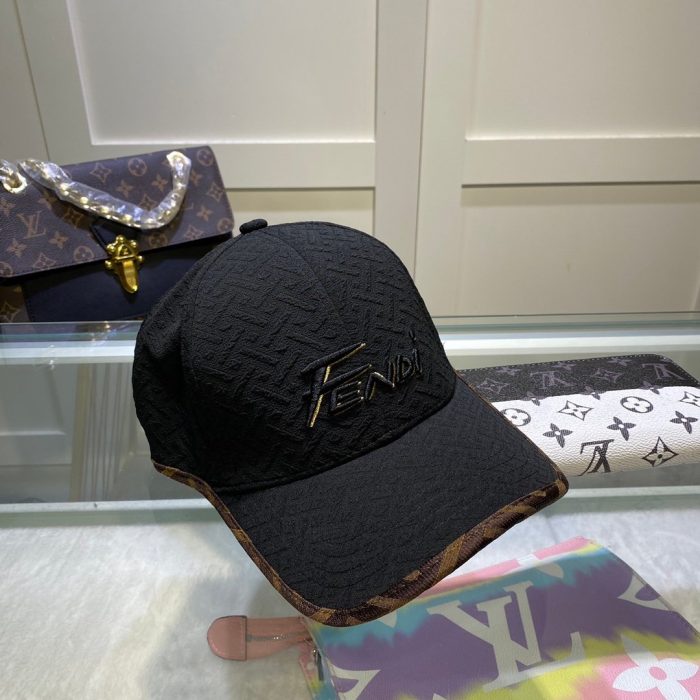 Fendi 棒球帽 黑色 Fendi 棒球帽