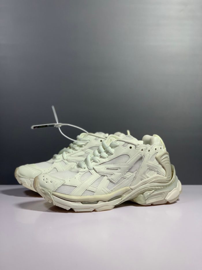 复刻巴黎世家（Balenciaga） 男士白色跑步运动鞋 677403W3RB19000