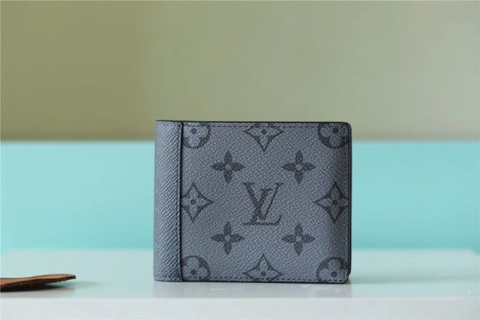 路易威登 男士多钱包 Monogram 帆布，男士钱包 4.5 英寸/11 厘米 LV M30843