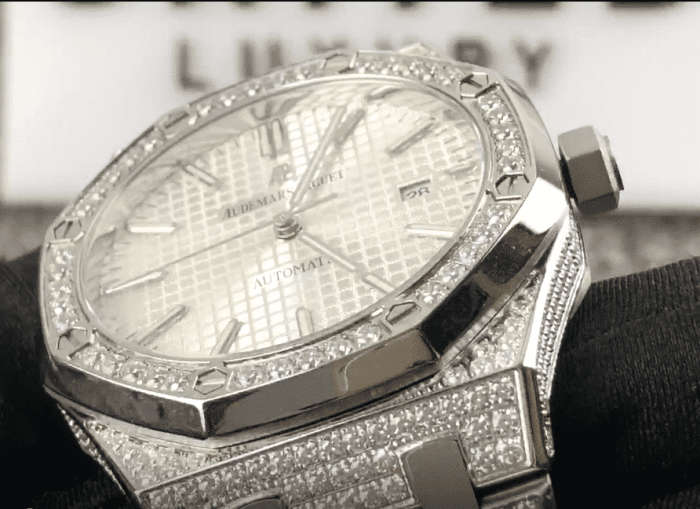 爱彼 (Audemar Piguet) Iced Out 复刻表