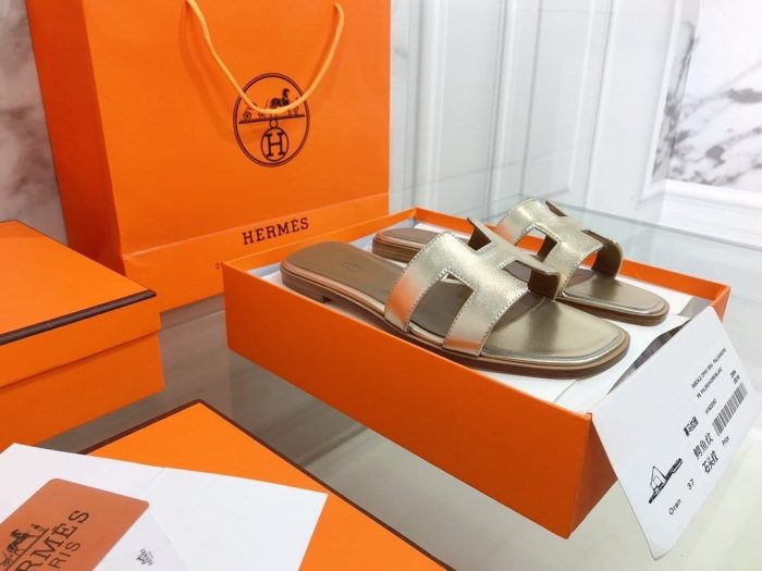 Hermes Oran 女士凉鞋金色，女鞋 H122086Z