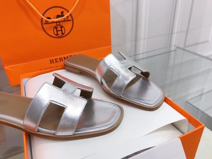 Hermes Oran 女士凉鞋银色，女鞋 H122086Z