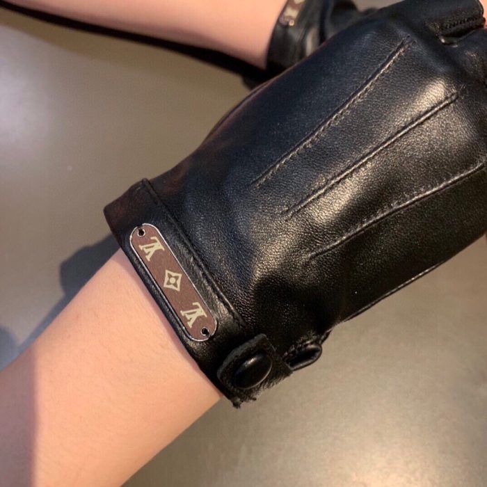 黑色路易威登手套
