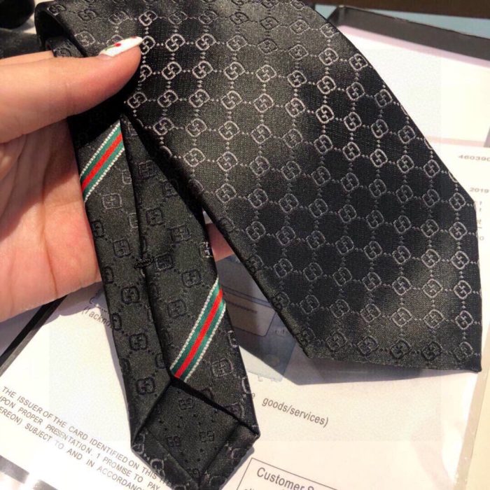 Gucci GG 图案丝绸领带 黑色 GG 男士领带 456520 4B002 1000