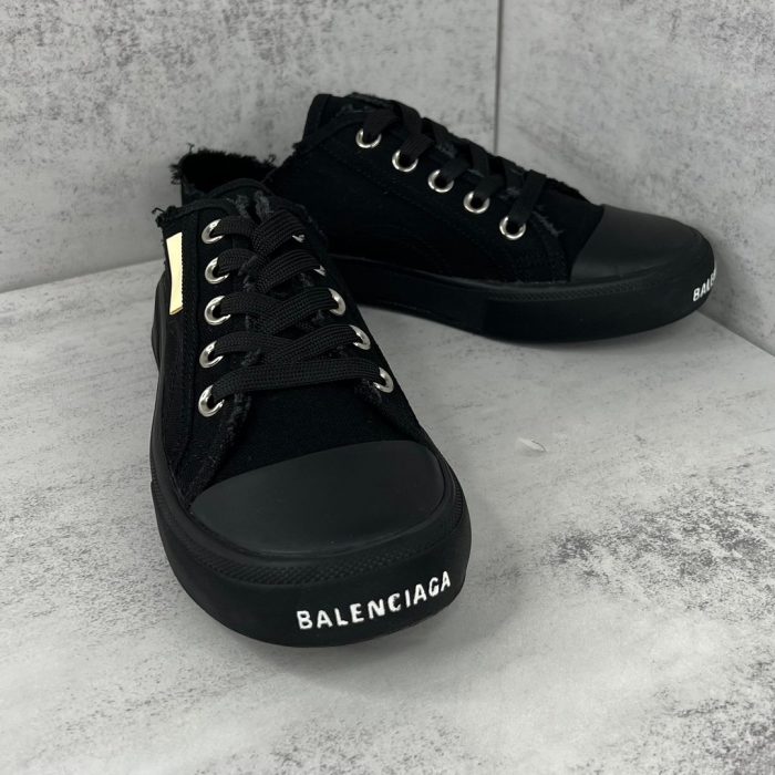 复刻巴黎世家（Balenciaga） Paris 男士黑色低帮运动鞋