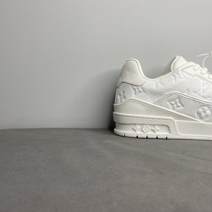 路易威登 男士混合材质训练鞋运动鞋 白色 Virgil Abloh LV